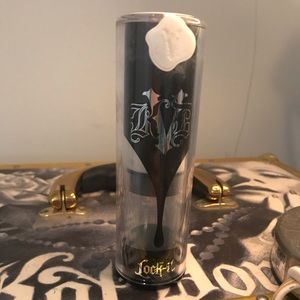 Kvd lock-it hydrating primer